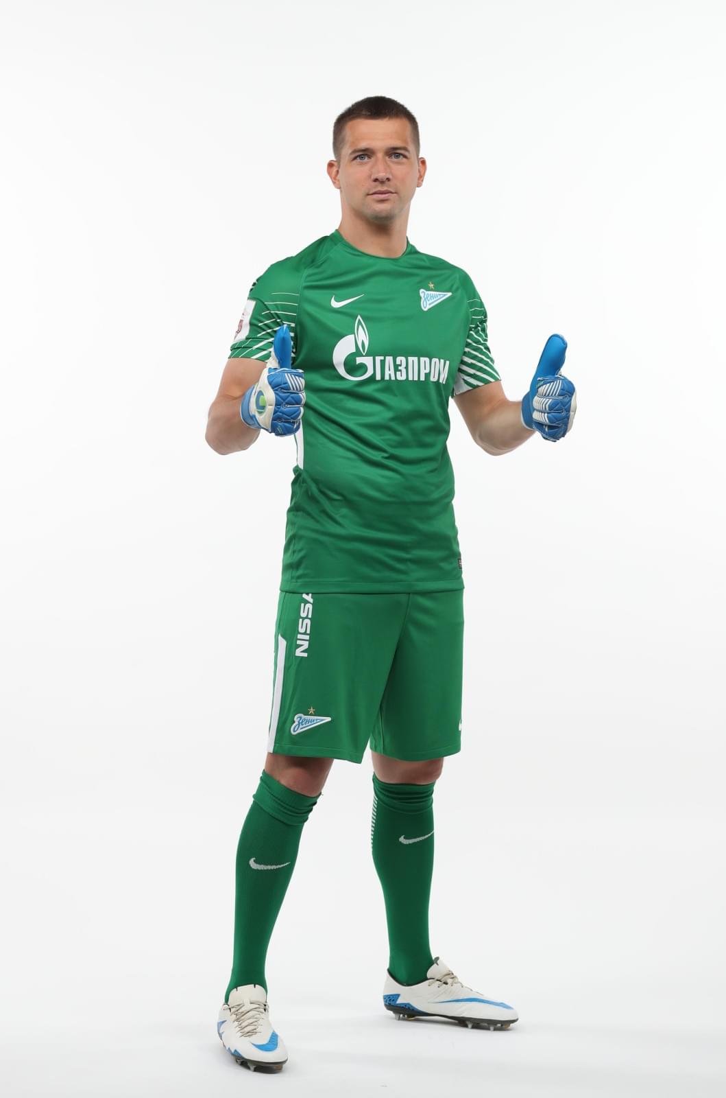 Фотосессия футболистов и тренеров основного состава ФК «Зенит» сезона 2017/2018