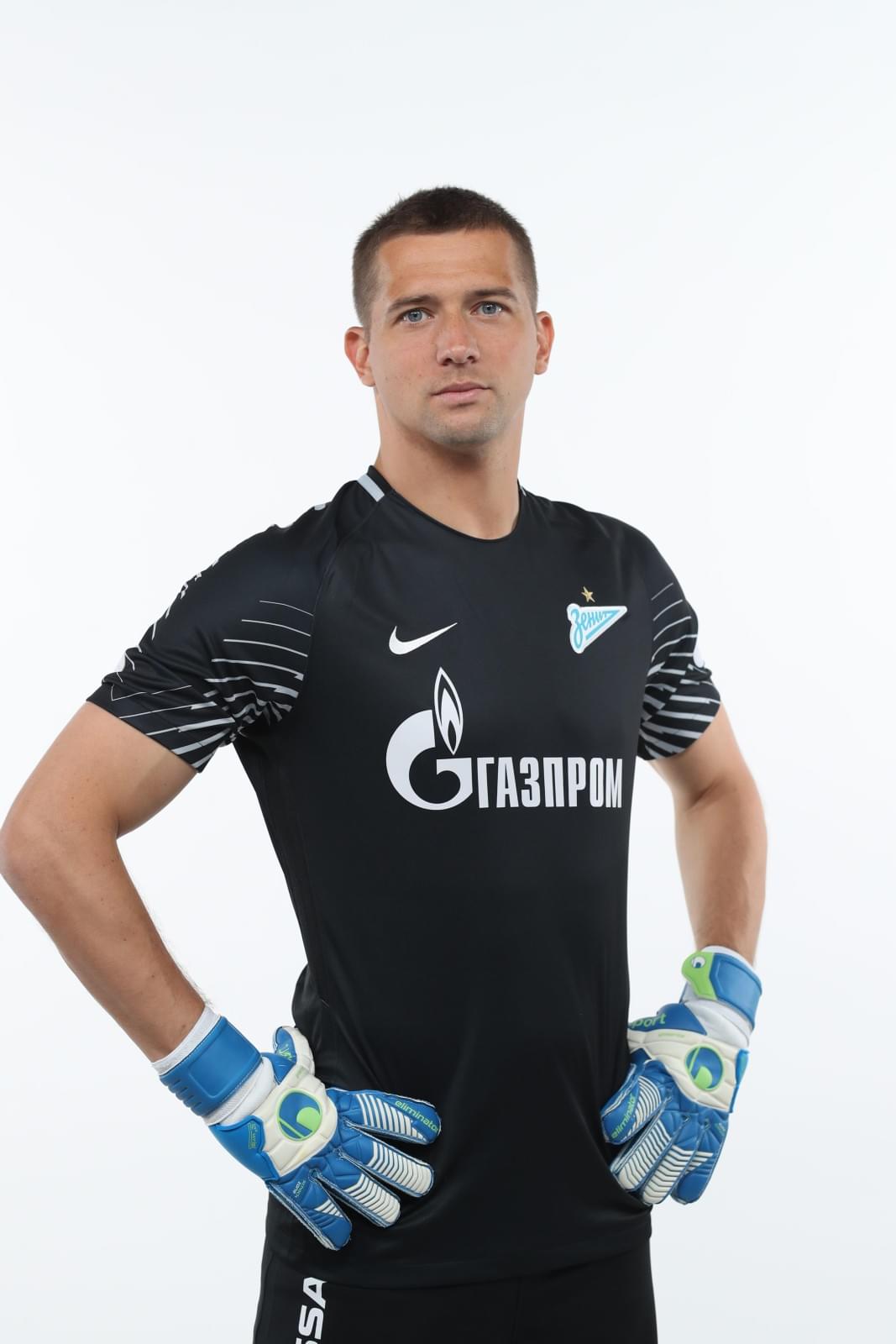 Фотосессия футболистов и тренеров основного состава ФК «Зенит» сезона 2017/2018