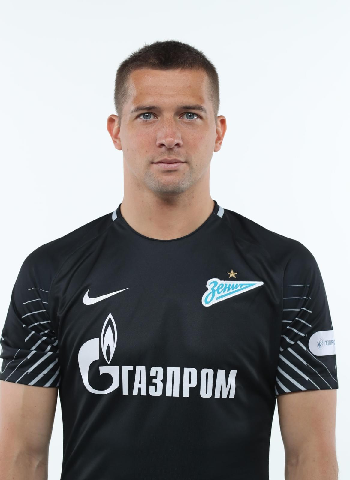 Фотосессия футболистов и тренеров основного состава ФК «Зенит» сезона 2017/2018