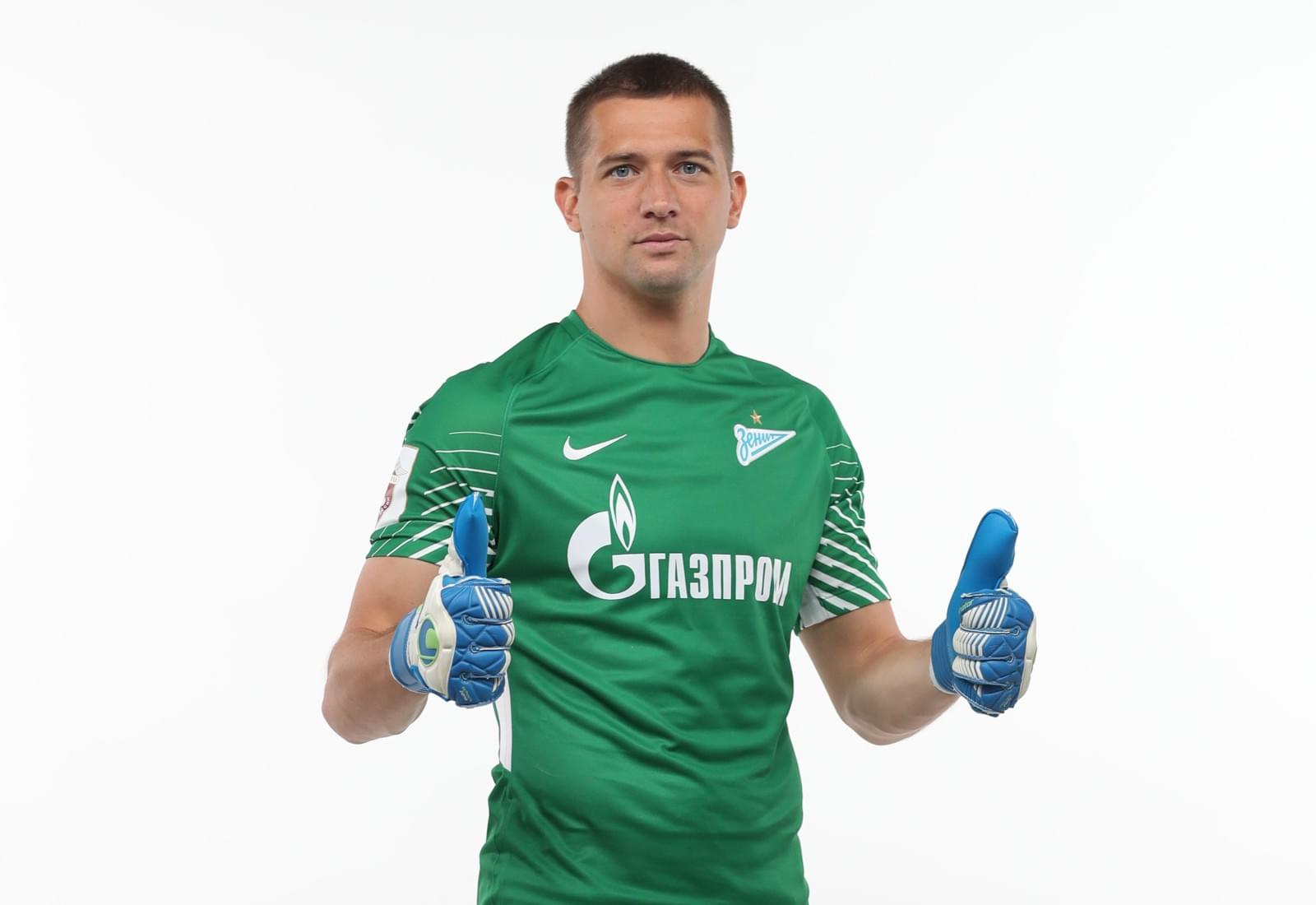 Фотосессия футболистов и тренеров основного состава ФК «Зенит» сезона 2017/2018