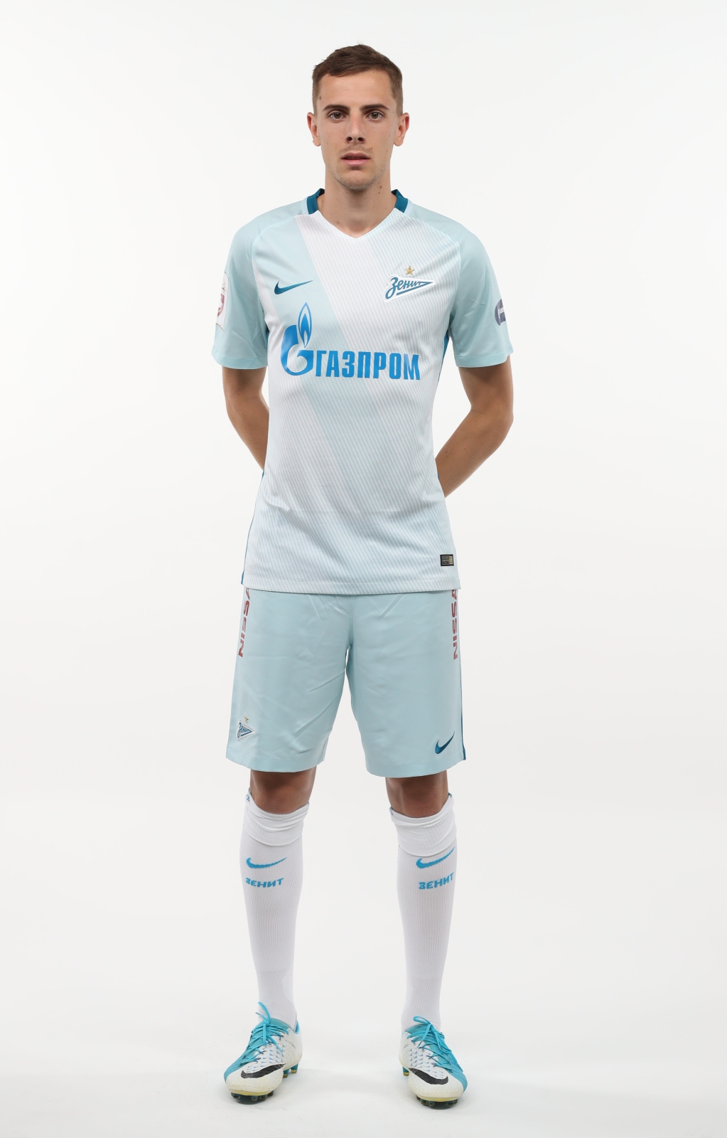 Фотосессия футболистов и тренеров основного состава ФК «Зенит» сезона 2017/2018