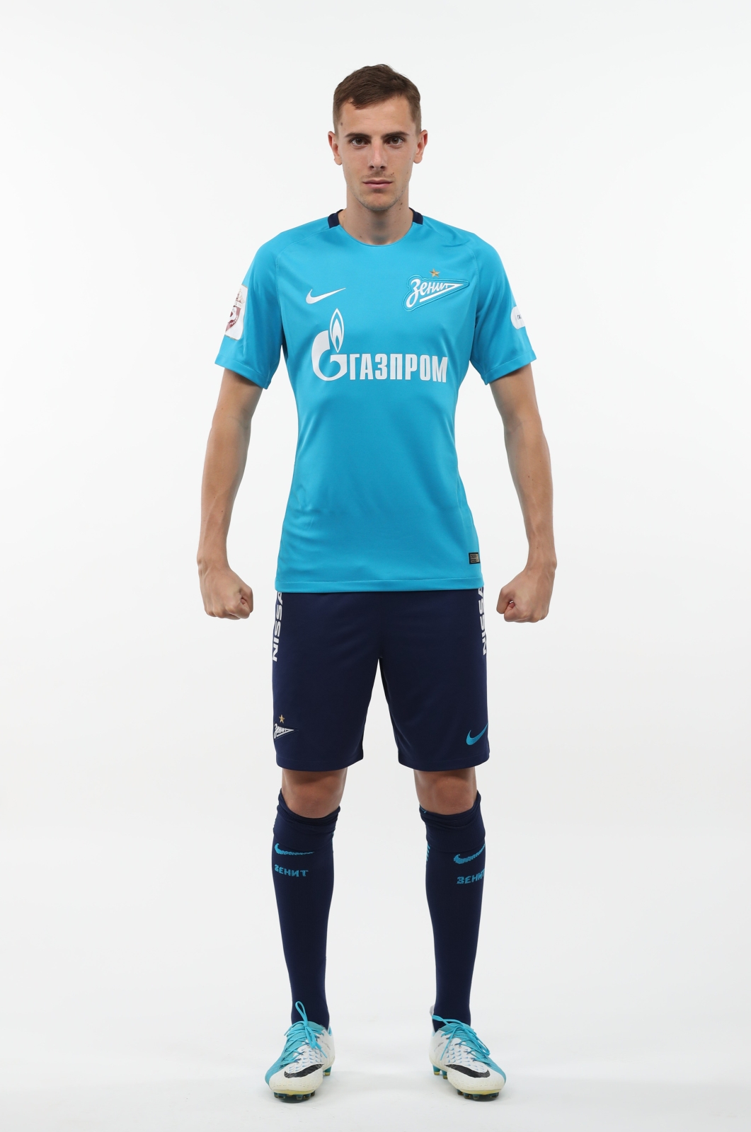 Фотосессия футболистов и тренеров основного состава ФК «Зенит» сезона 2017/2018