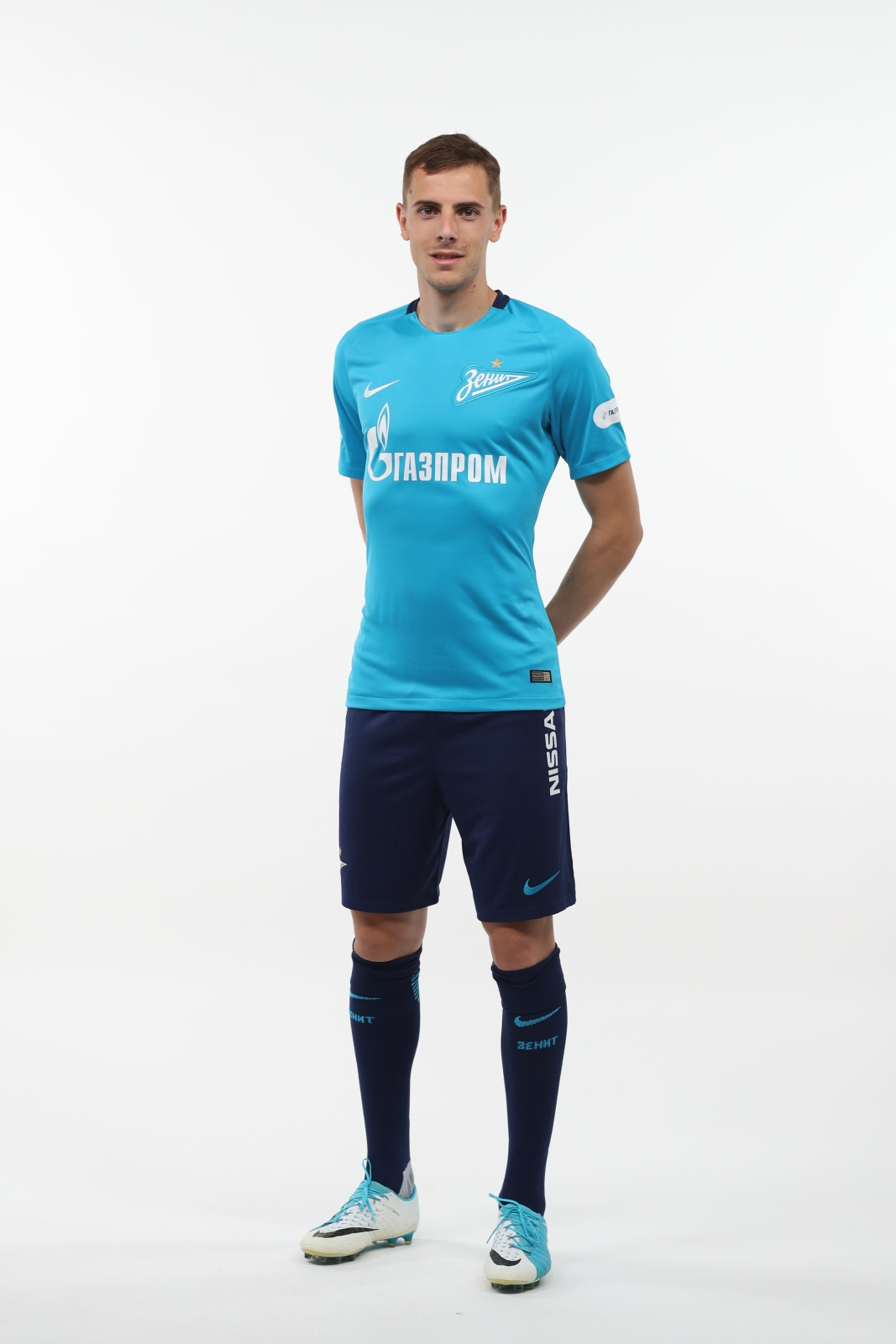 Фотосессия футболистов и тренеров основного состава ФК «Зенит» сезона 2017/2018