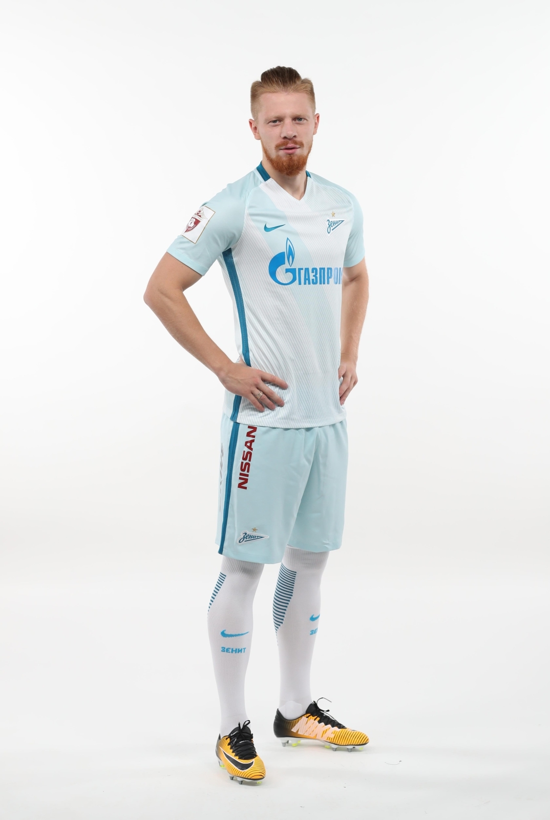 Фотосессия футболистов и тренеров основного состава ФК «Зенит» сезона 2017/2018