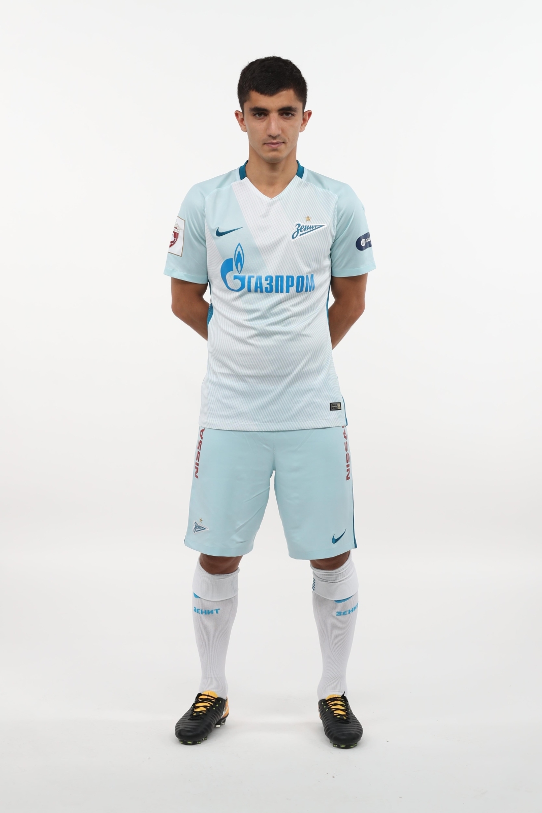 Фотосессия футболистов и тренеров основного состава ФК «Зенит» сезона 2017/2018