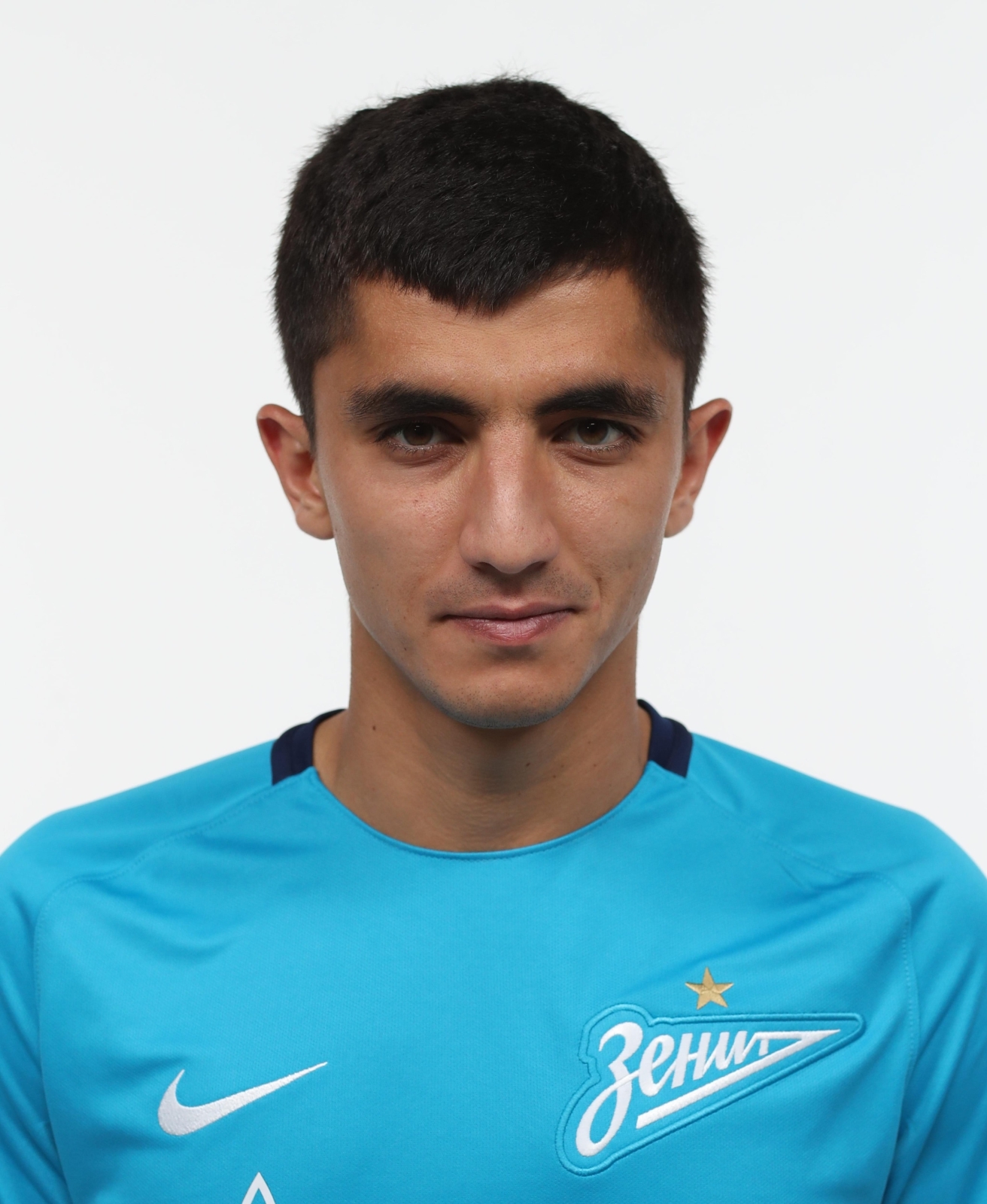 Фотосессия футболистов и тренеров основного состава ФК «Зенит» сезона 2017/2018