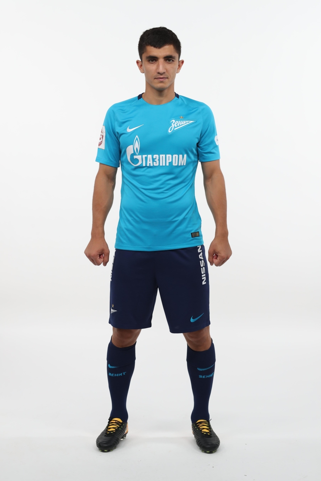 Фотосессия футболистов и тренеров основного состава ФК «Зенит» сезона 2017/2018