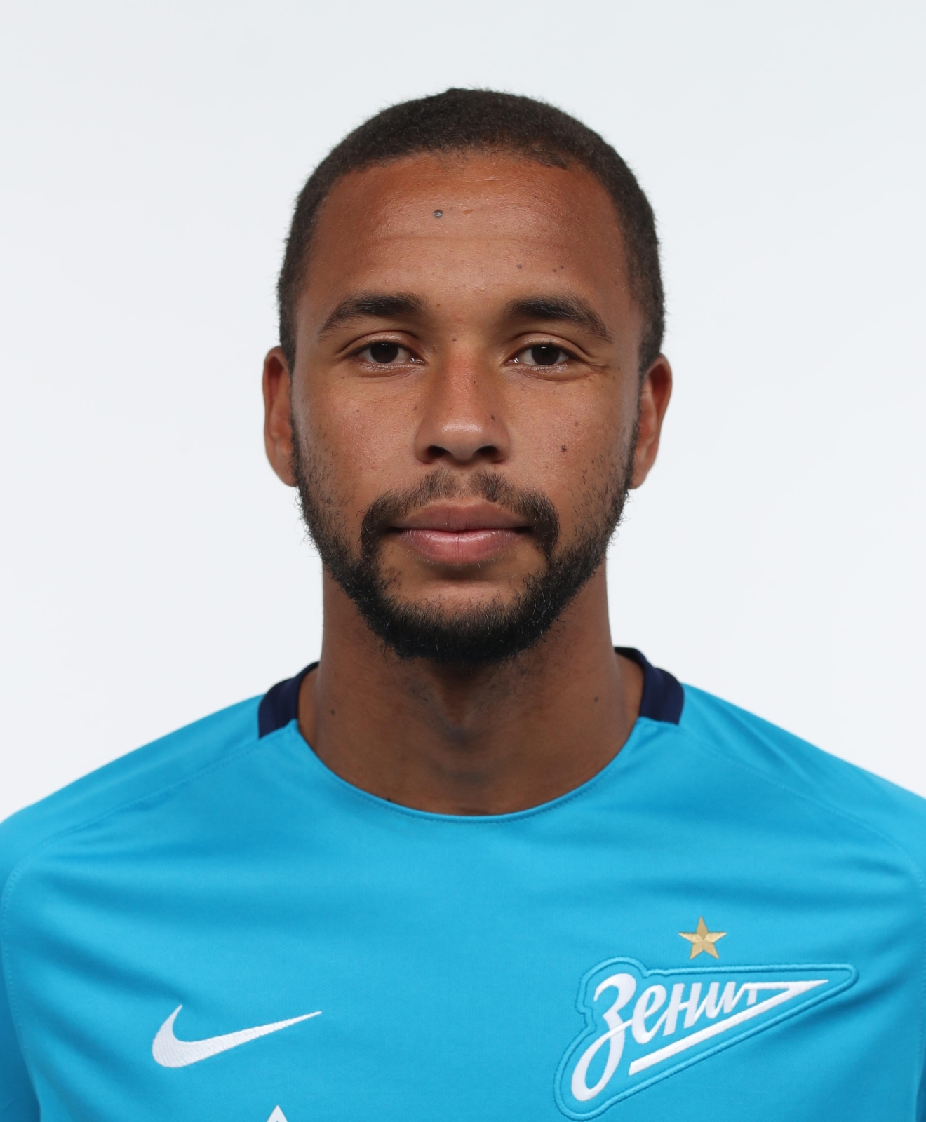 Фотосессия футболистов и тренеров основного состава ФК «Зенит» сезона 2017/2018