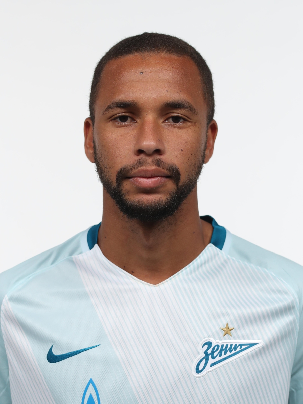 Фотосессия футболистов и тренеров основного состава ФК «Зенит» сезона 2017/2018