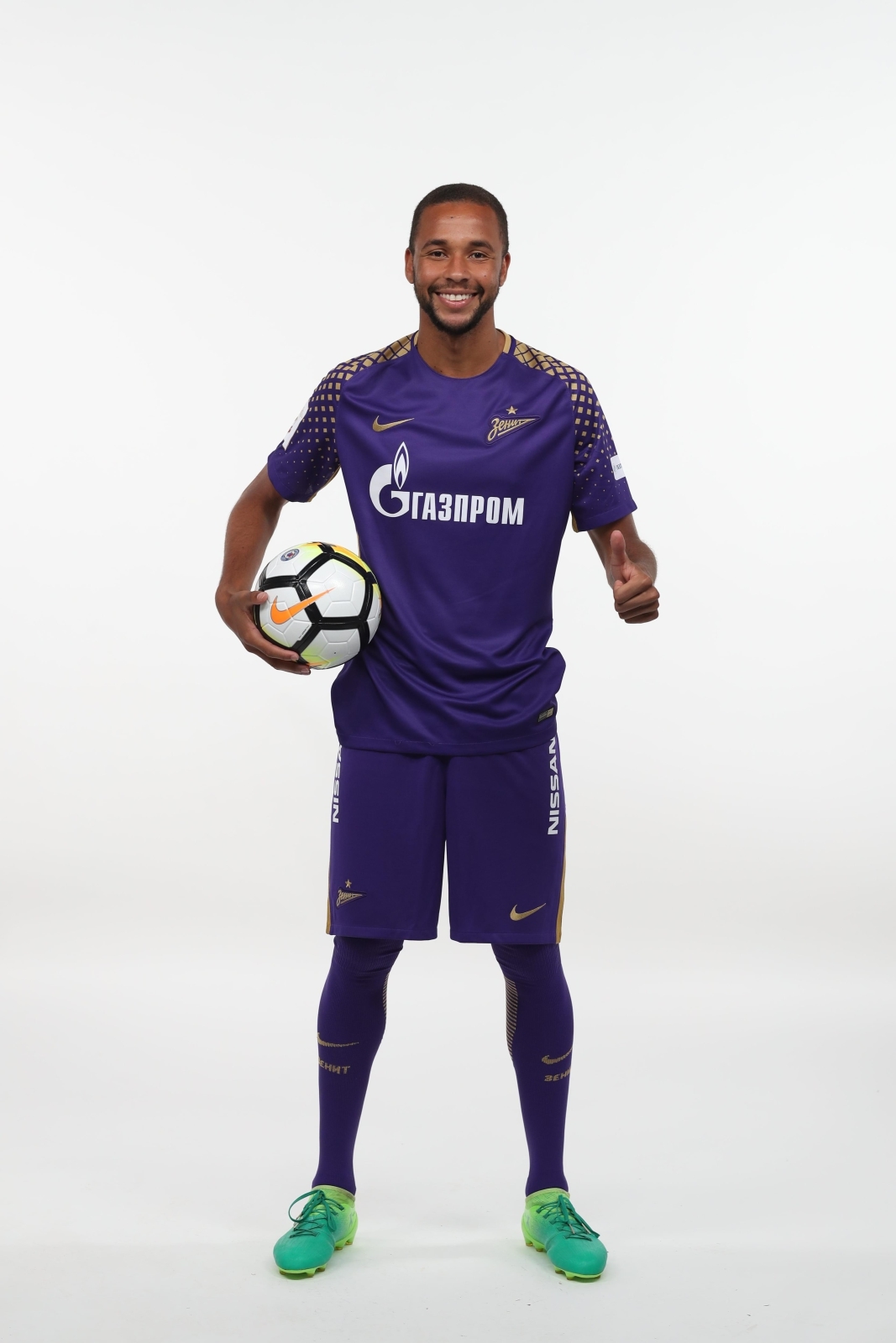 Фотосессия футболистов и тренеров основного состава ФК «Зенит» сезона 2017/2018