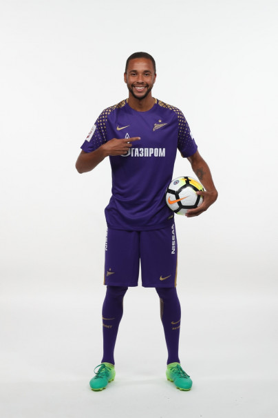 Фотосессия футболистов и тренеров основного состава ФК «Зенит» сезона 2017/2018