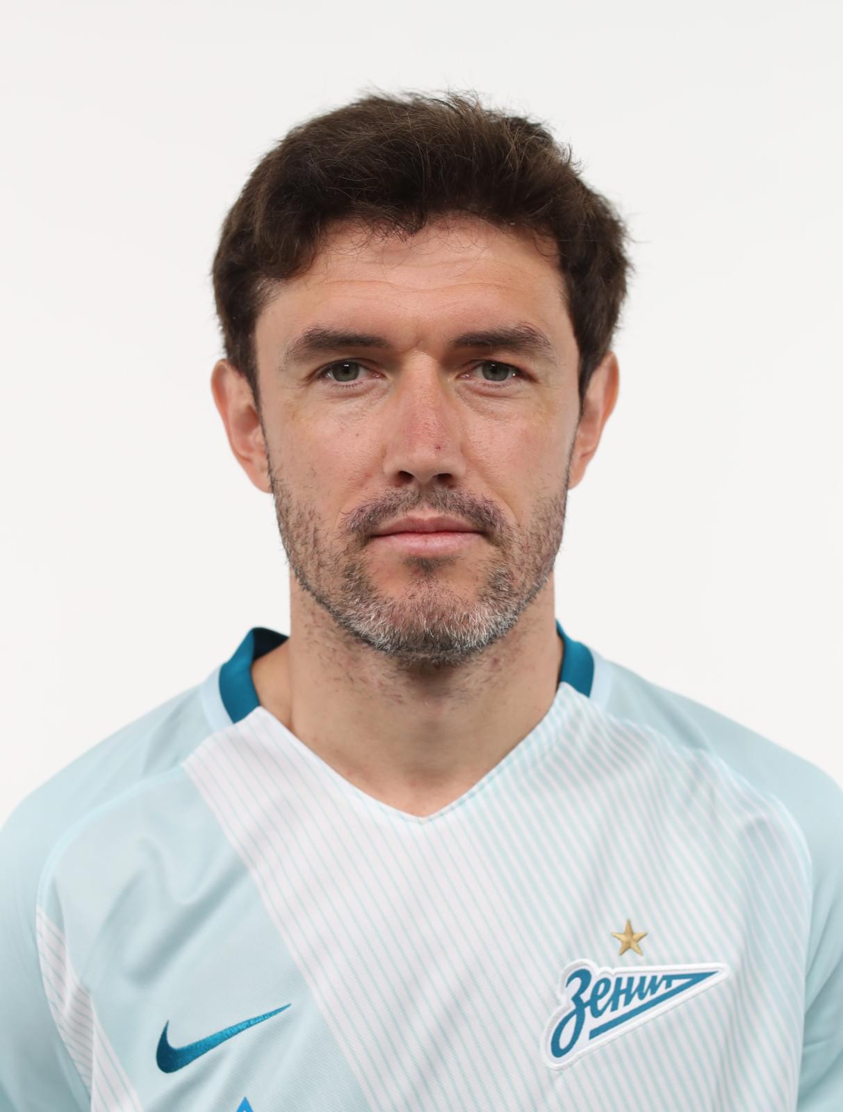 Фотосессия футболистов и тренеров основного состава ФК «Зенит» сезона 2017/2018