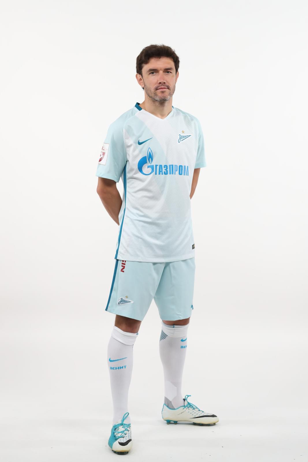 Фотосессия футболистов и тренеров основного состава ФК «Зенит» сезона 2017/2018