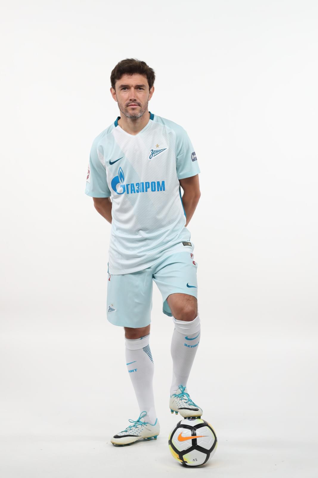 Фотосессия футболистов и тренеров основного состава ФК «Зенит» сезона 2017/2018