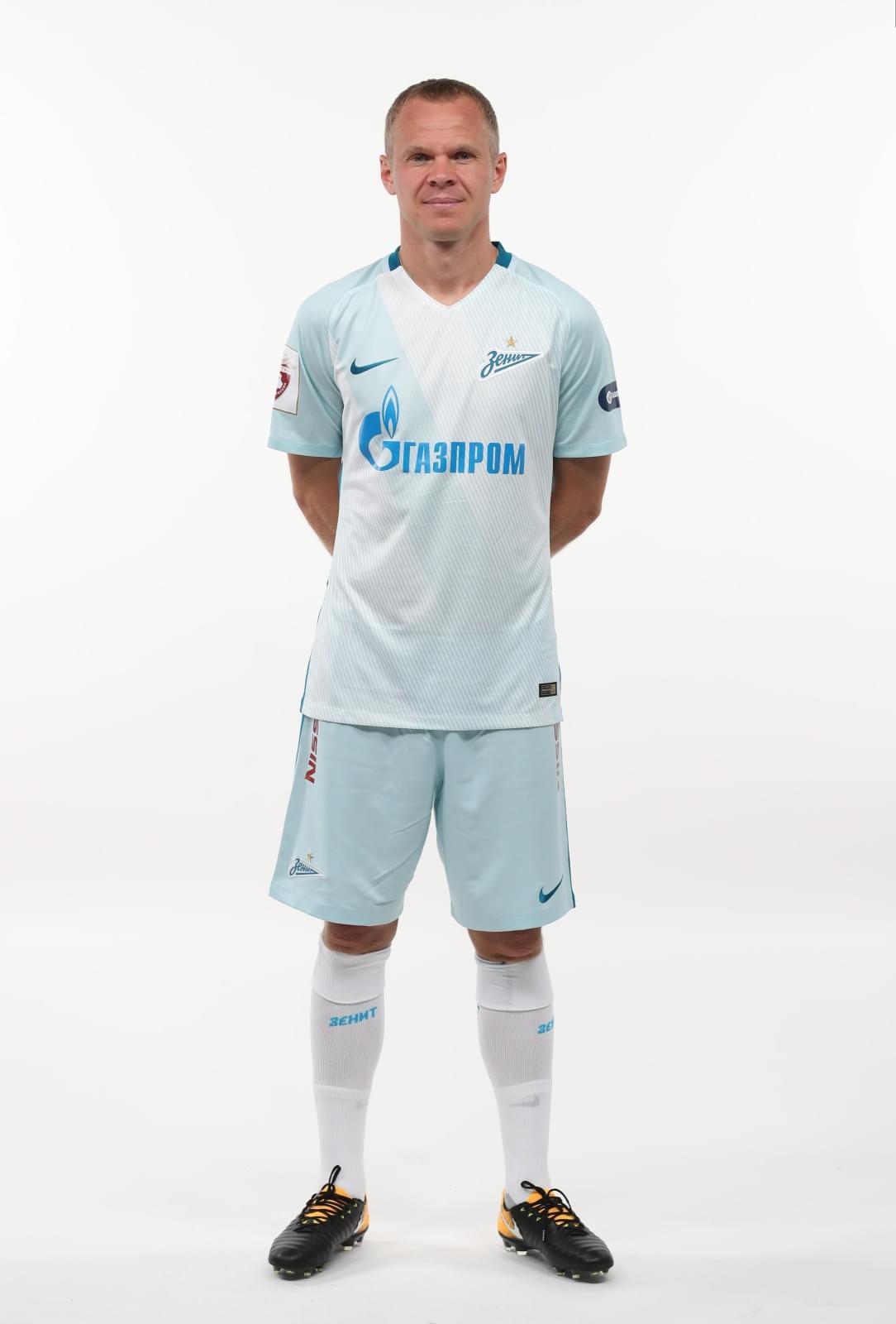 Фотосессия футболистов и тренеров основного состава ФК «Зенит» сезона 2017/2018