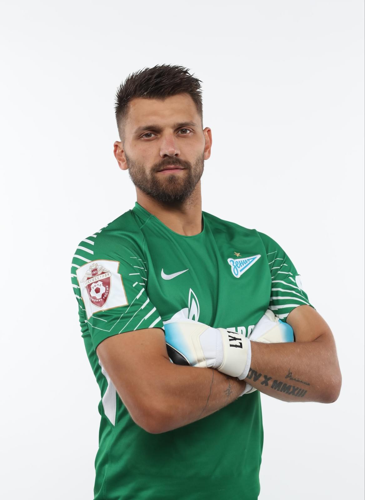 Фотосессия футболистов и тренеров основного состава ФК «Зенит» сезона 2017/2018