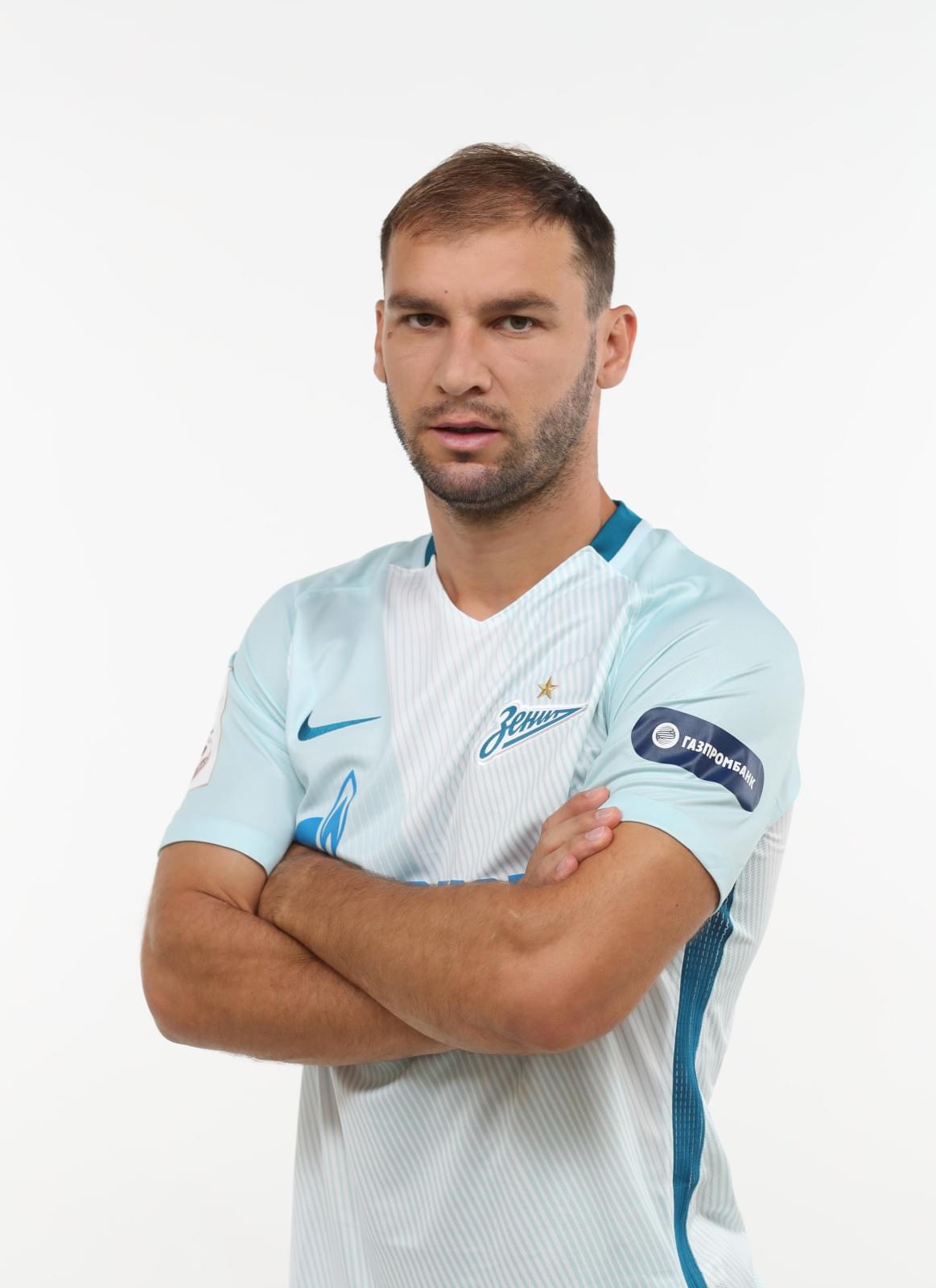 Фотосессия футболистов и тренеров основного состава ФК «Зенит» сезона 2017/2018