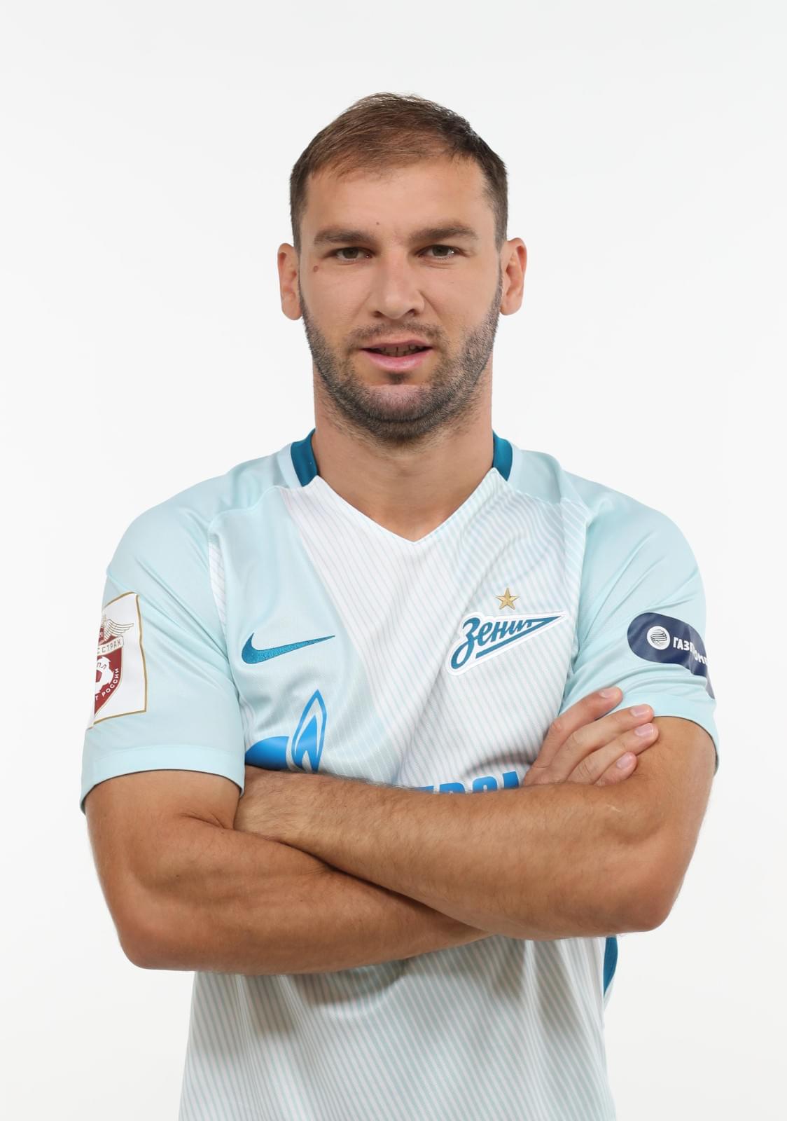 Фотосессия футболистов и тренеров основного состава ФК «Зенит» сезона 2017/2018