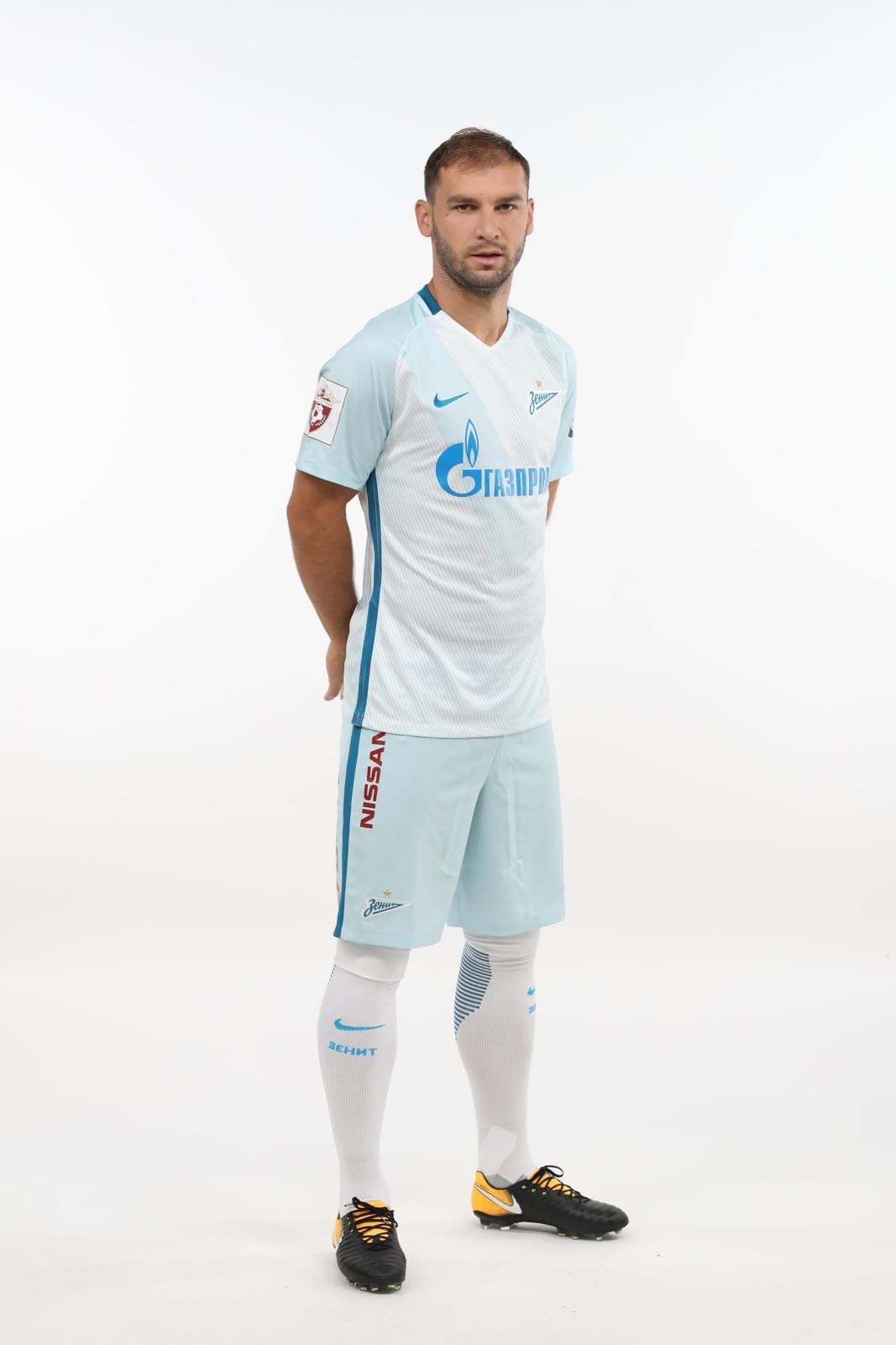 Фотосессия футболистов и тренеров основного состава ФК «Зенит» сезона 2017/2018