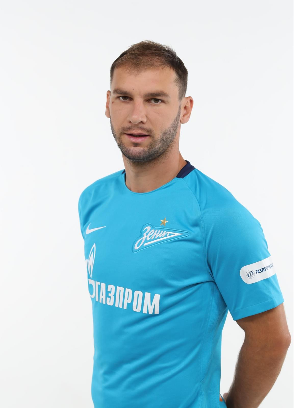 Фотосессия футболистов и тренеров основного состава ФК «Зенит» сезона 2017/2018