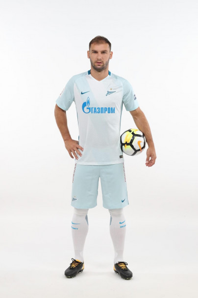 Фотосессия футболистов и тренеров основного состава ФК «Зенит» сезона 2017/2018