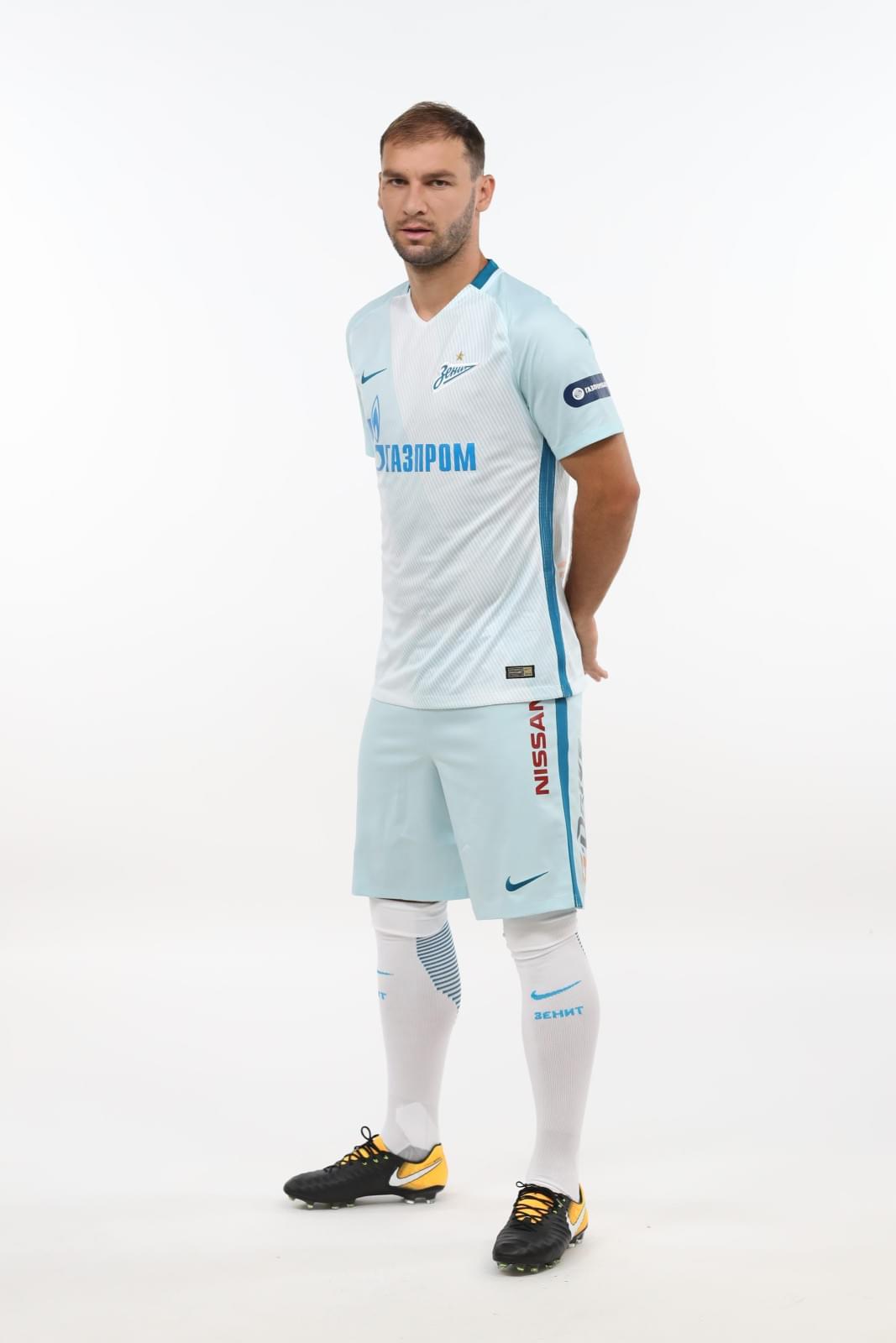 Фотосессия футболистов и тренеров основного состава ФК «Зенит» сезона 2017/2018