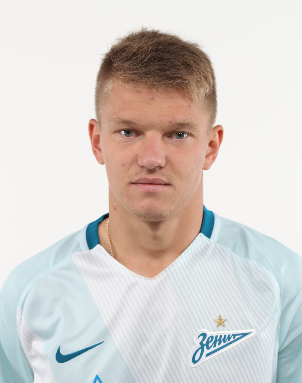 Фотосессия футболистов и тренеров основного состава ФК «Зенит» сезона 2017/2018