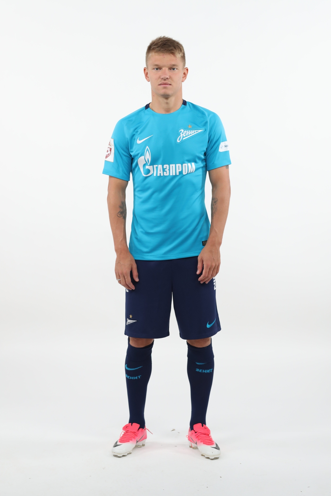 Фотосессия футболистов и тренеров основного состава ФК «Зенит» сезона 2017/2018