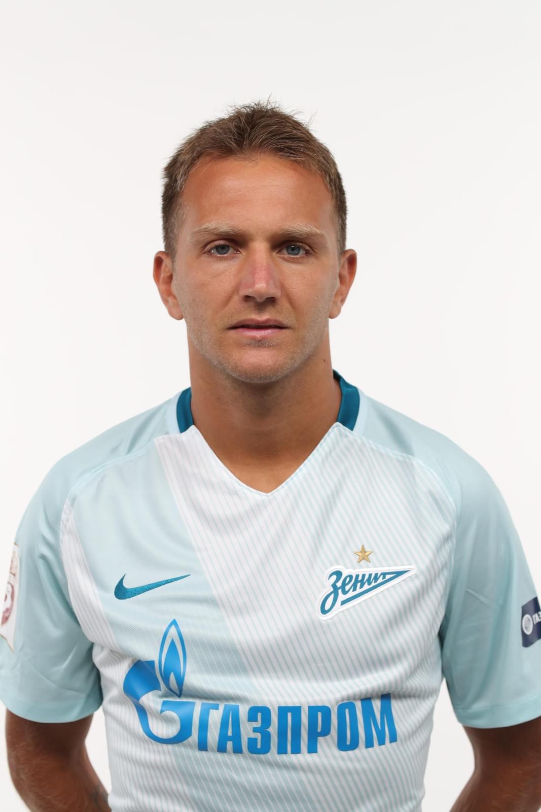 Фотосессия футболистов и тренеров основного состава ФК «Зенит» сезона 2017/2018