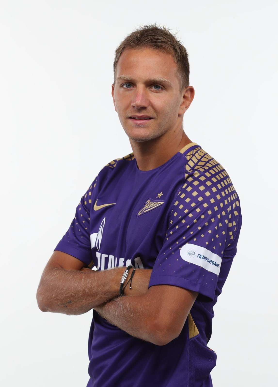 Фотосессия футболистов и тренеров основного состава ФК «Зенит» сезона 2017/2018