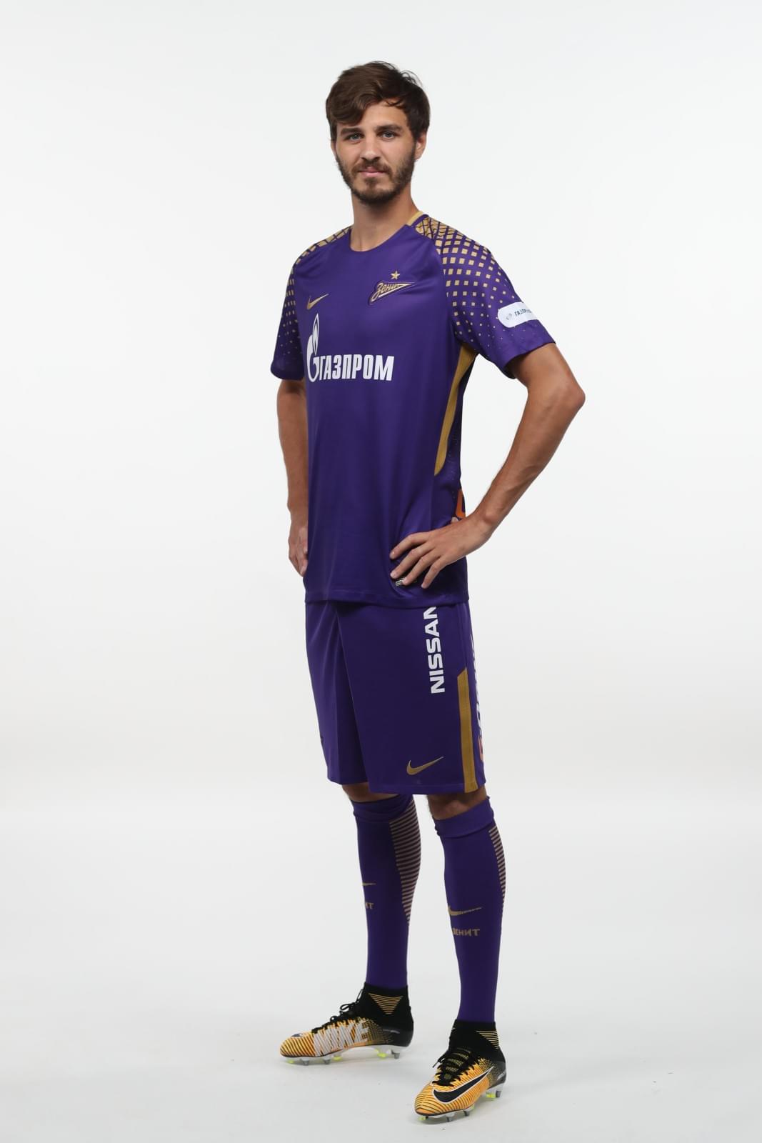 Фотосессия футболистов и тренеров основного состава ФК «Зенит» сезона 2017/2018