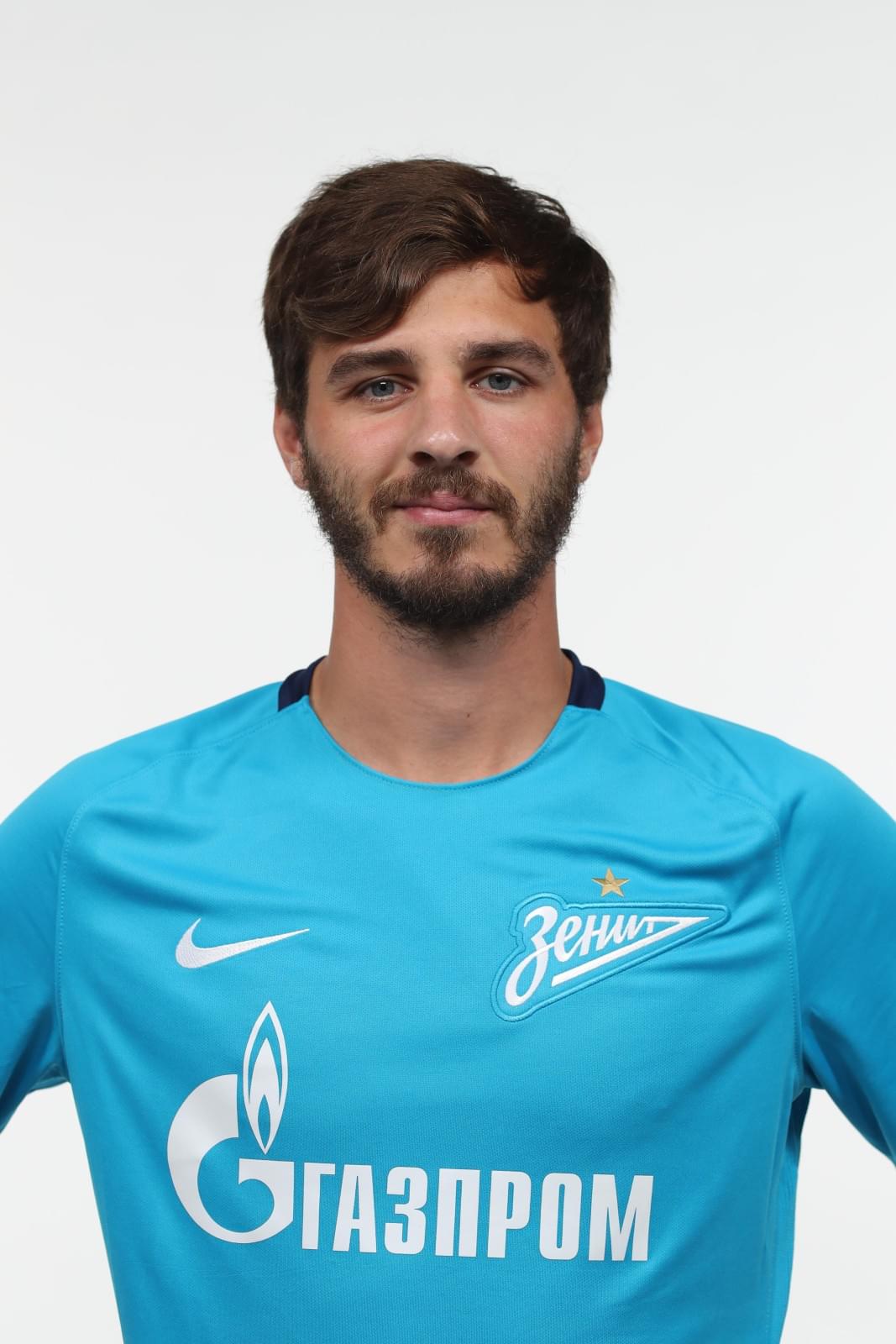 Фотосессия футболистов и тренеров основного состава ФК «Зенит» сезона 2017/2018