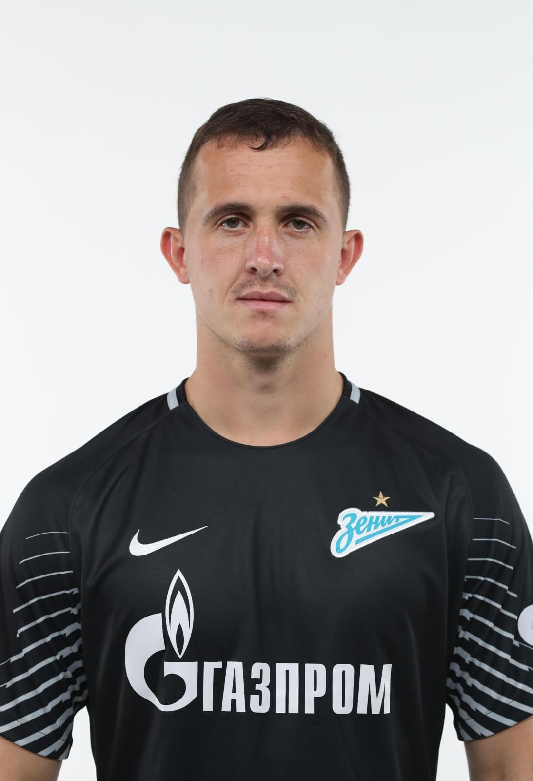 Фотосессия футболистов и тренеров основного состава ФК «Зенит» сезона 2017/2018