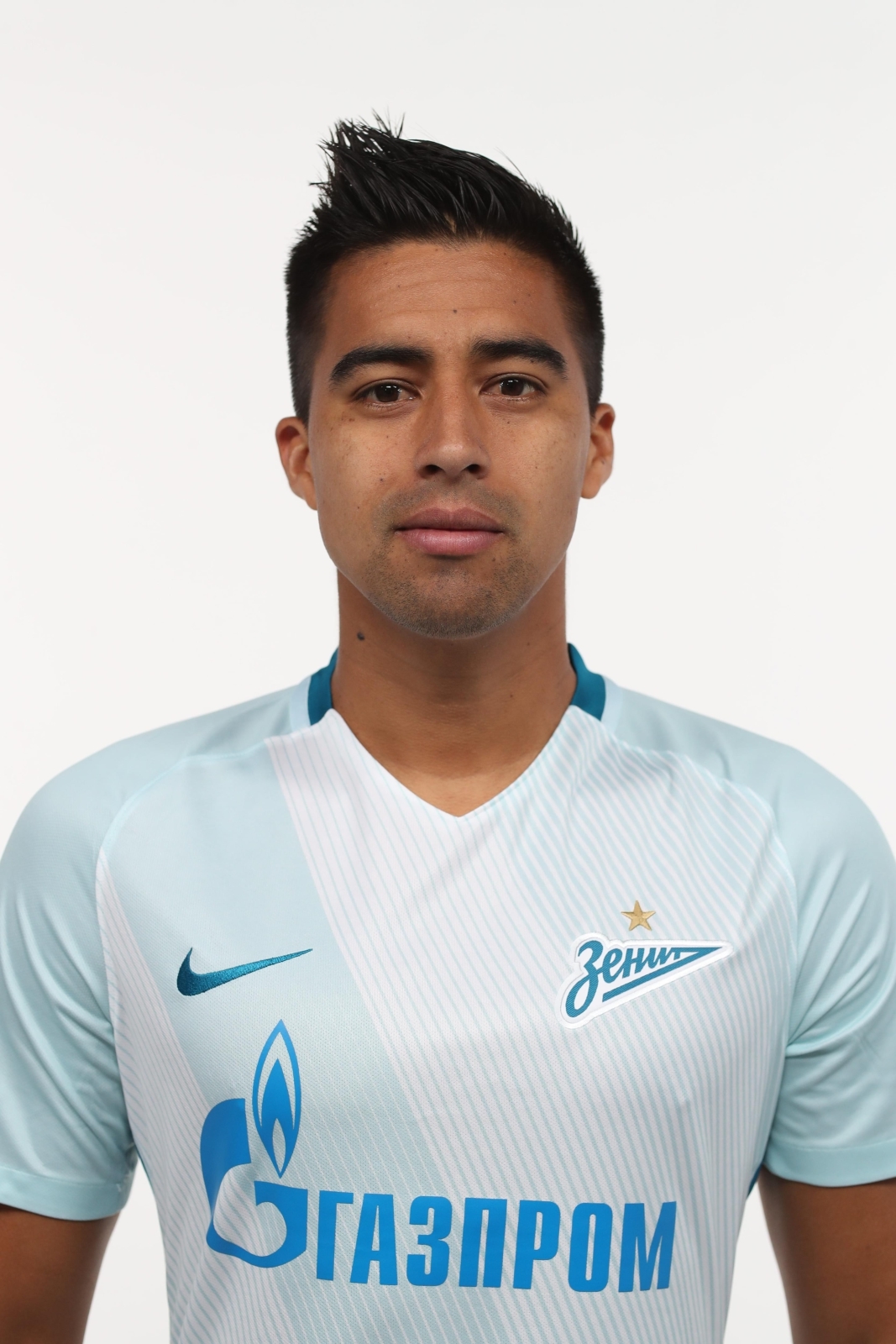 Фотосессия футболистов и тренеров основного состава ФК «Зенит» сезона 2017/2018