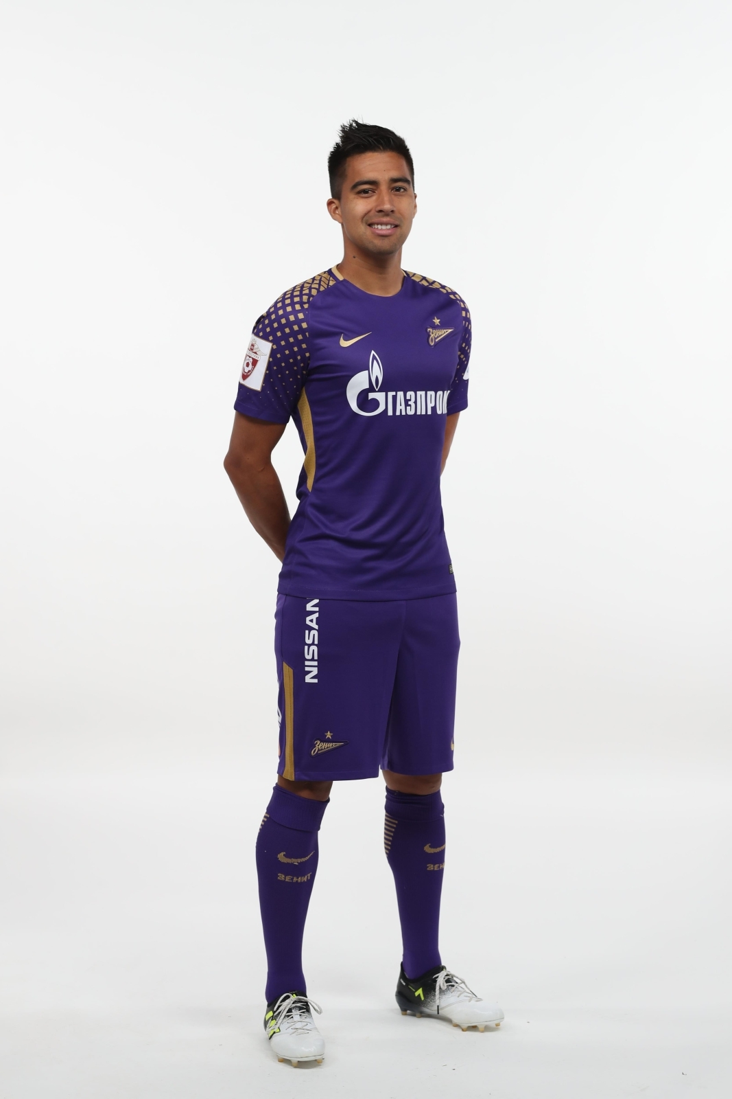 Фотосессия футболистов и тренеров основного состава ФК «Зенит» сезона 2017/2018