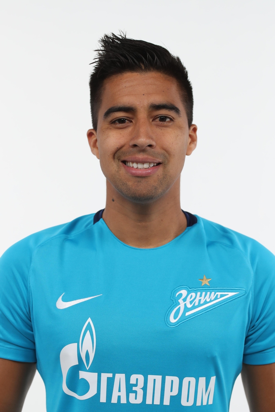 Фотосессия футболистов и тренеров основного состава ФК «Зенит» сезона 2017/2018