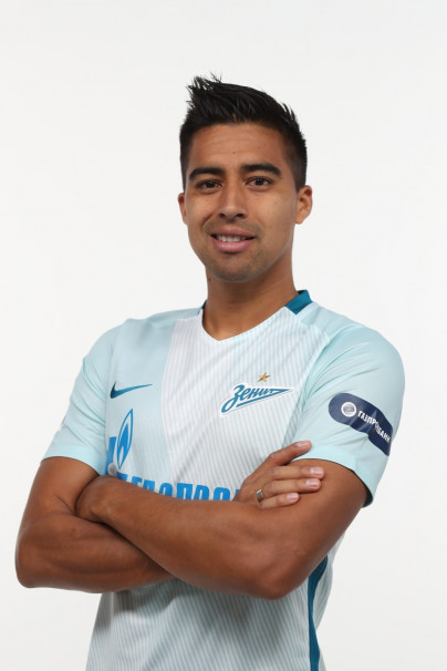 Фотосессия футболистов и тренеров основного состава ФК «Зенит» сезона 2017/2018