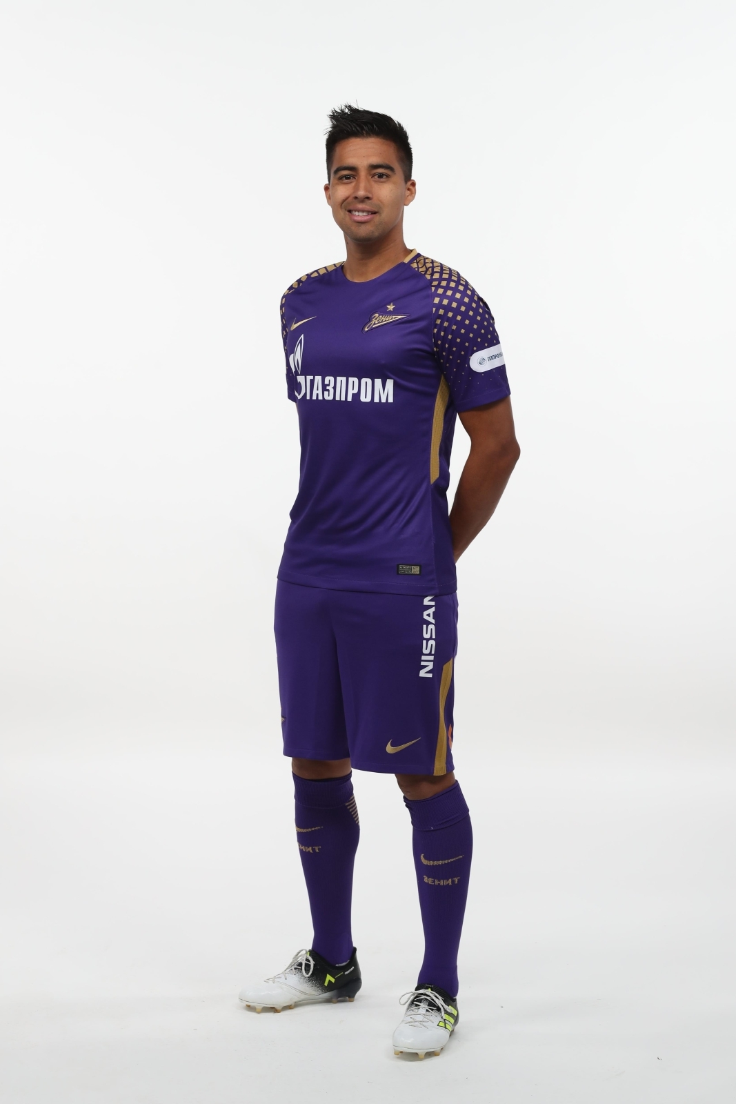 Фотосессия футболистов и тренеров основного состава ФК «Зенит» сезона 2017/2018