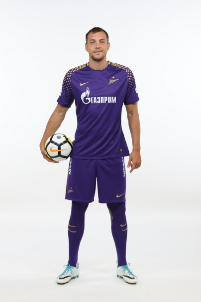 Фотосессия футболистов и тренеров основного состава ФК «Зенит» сезона 2017/2018