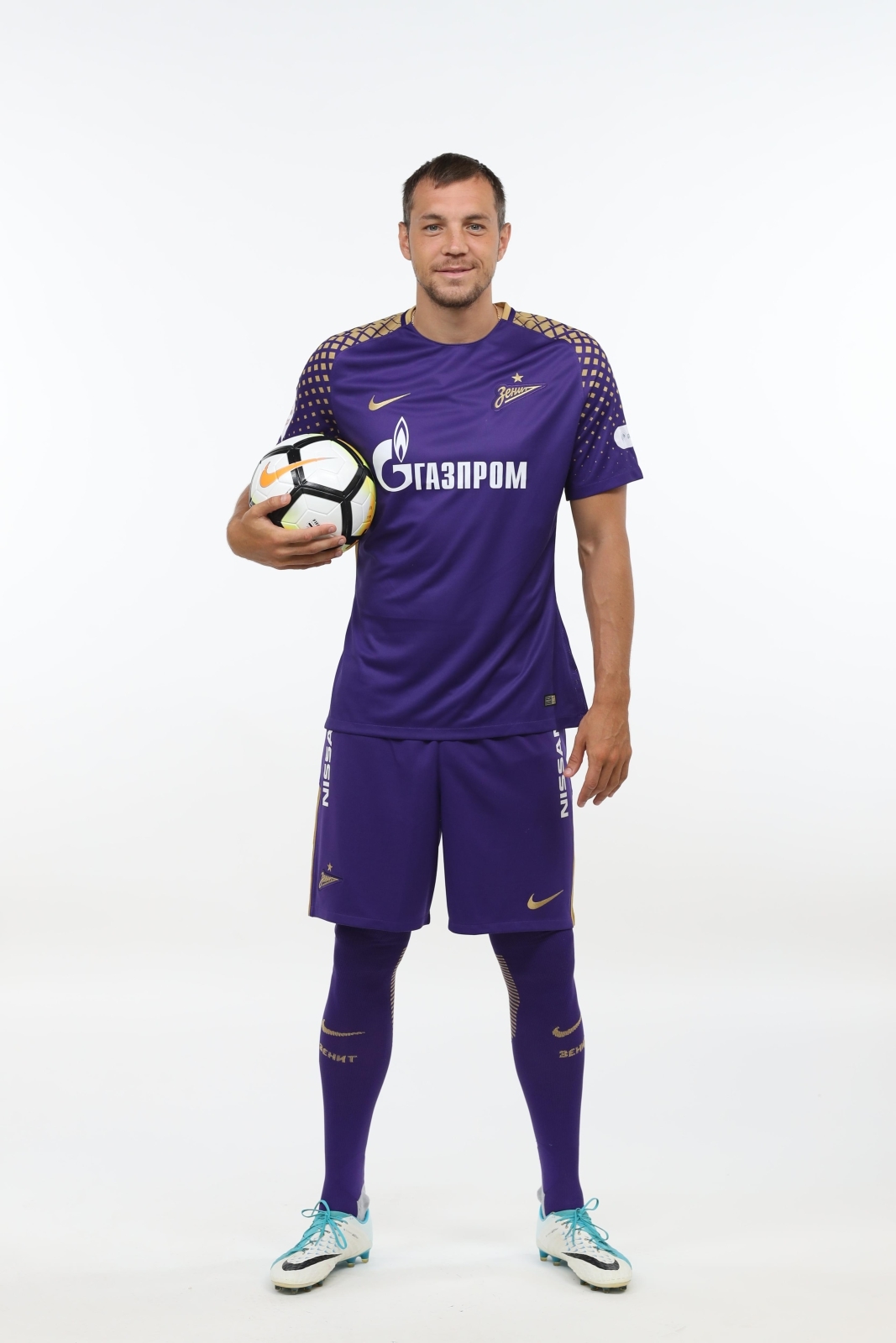 Фотосессия футболистов и тренеров основного состава ФК «Зенит» сезона 2017/2018