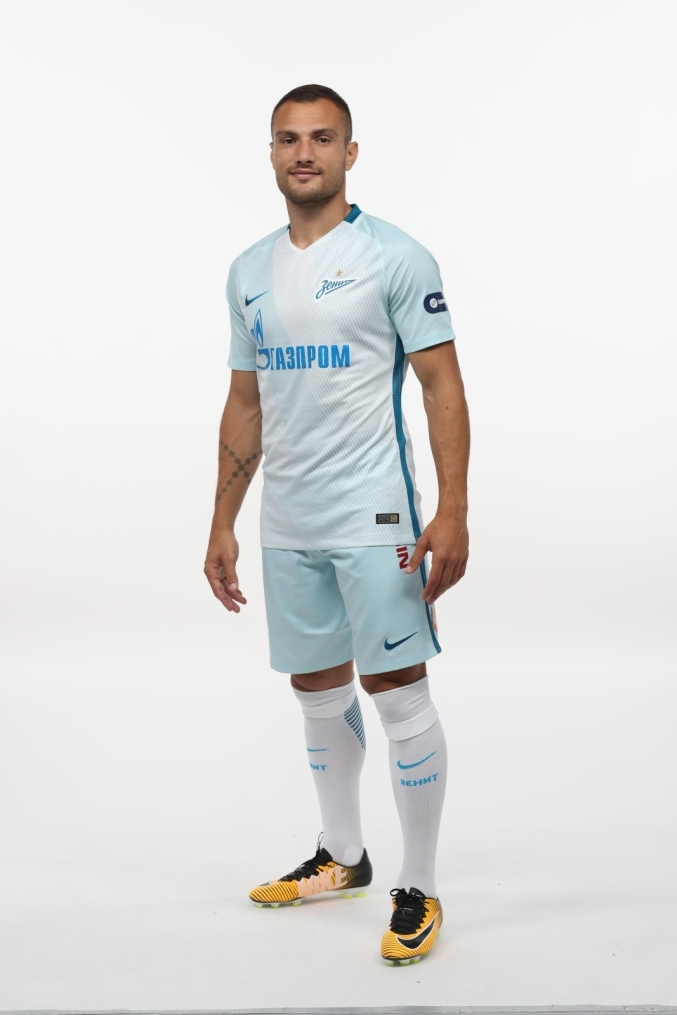 Фотосессия футболистов и тренеров основного состава ФК «Зенит» сезона 2017/2018