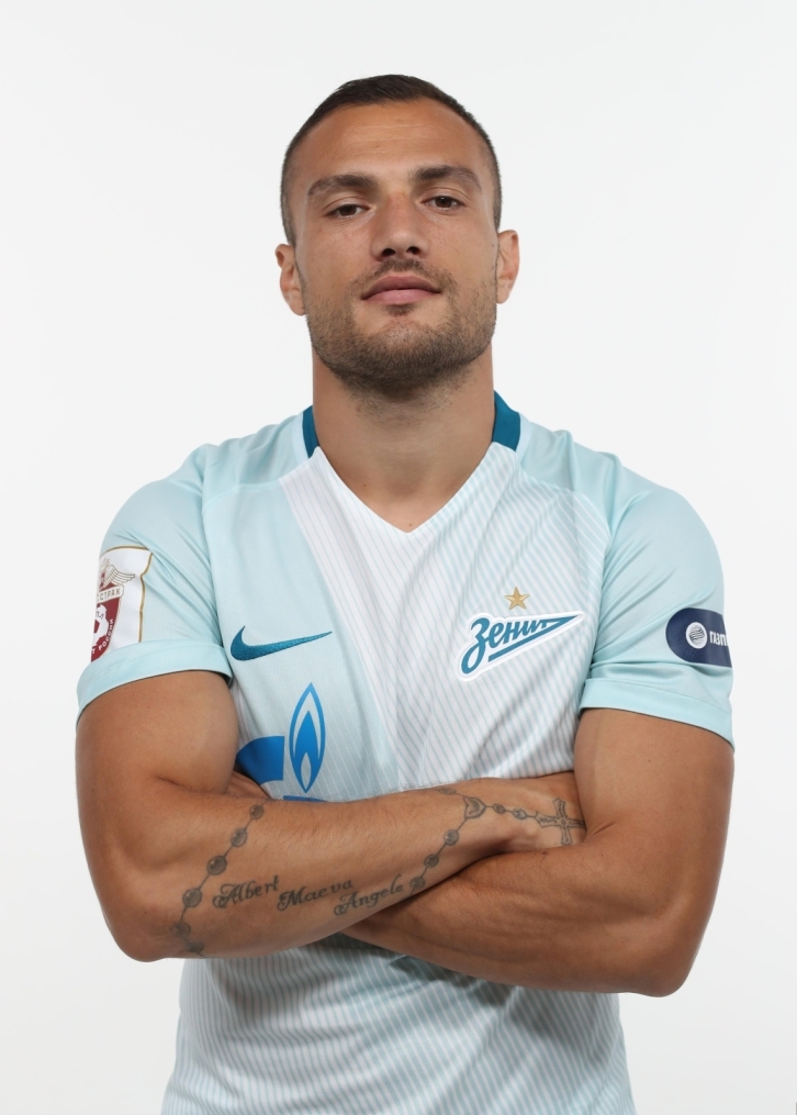 Фотосессия футболистов и тренеров основного состава ФК «Зенит» сезона 2017/2018