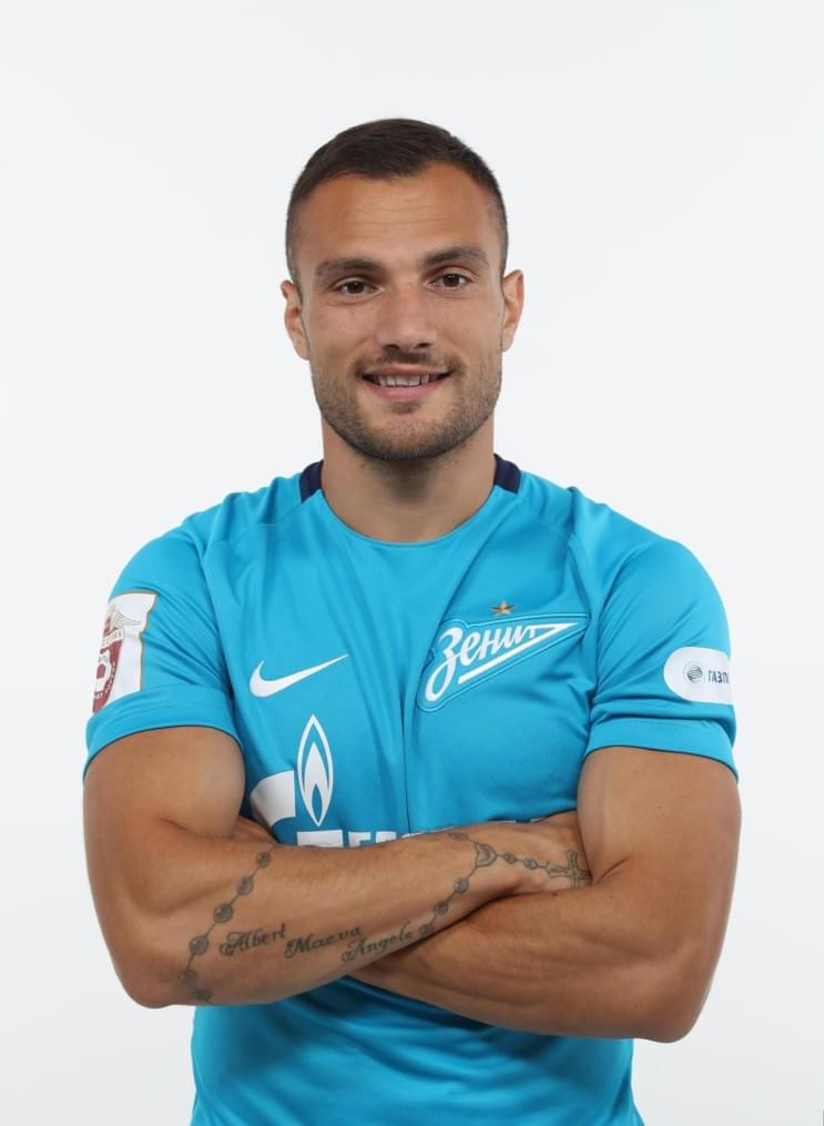 Фотосессия футболистов и тренеров основного состава ФК «Зенит» сезона 2017/2018