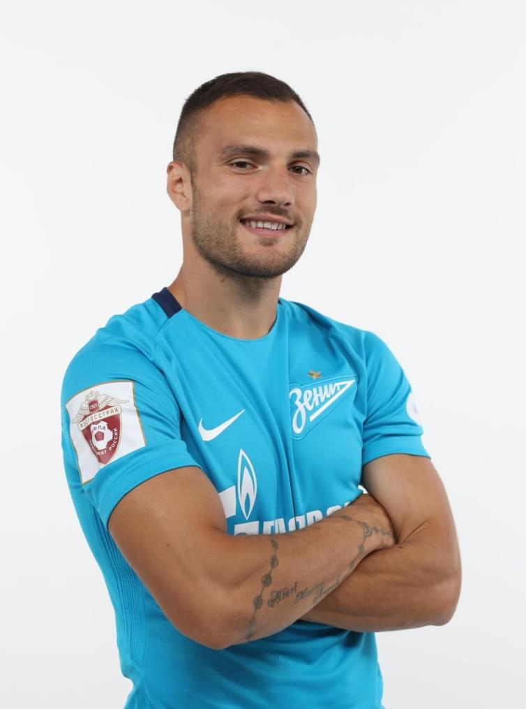 Фотосессия футболистов и тренеров основного состава ФК «Зенит» сезона 2017/2018