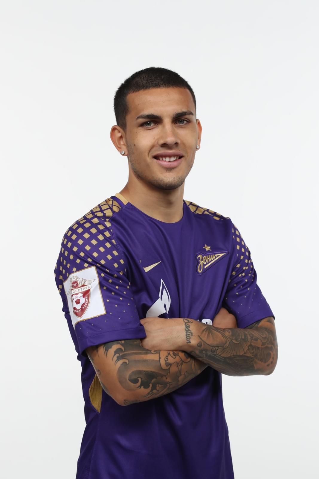 Фотосессия футболистов и тренеров основного состава ФК «Зенит» сезона 2017/2018