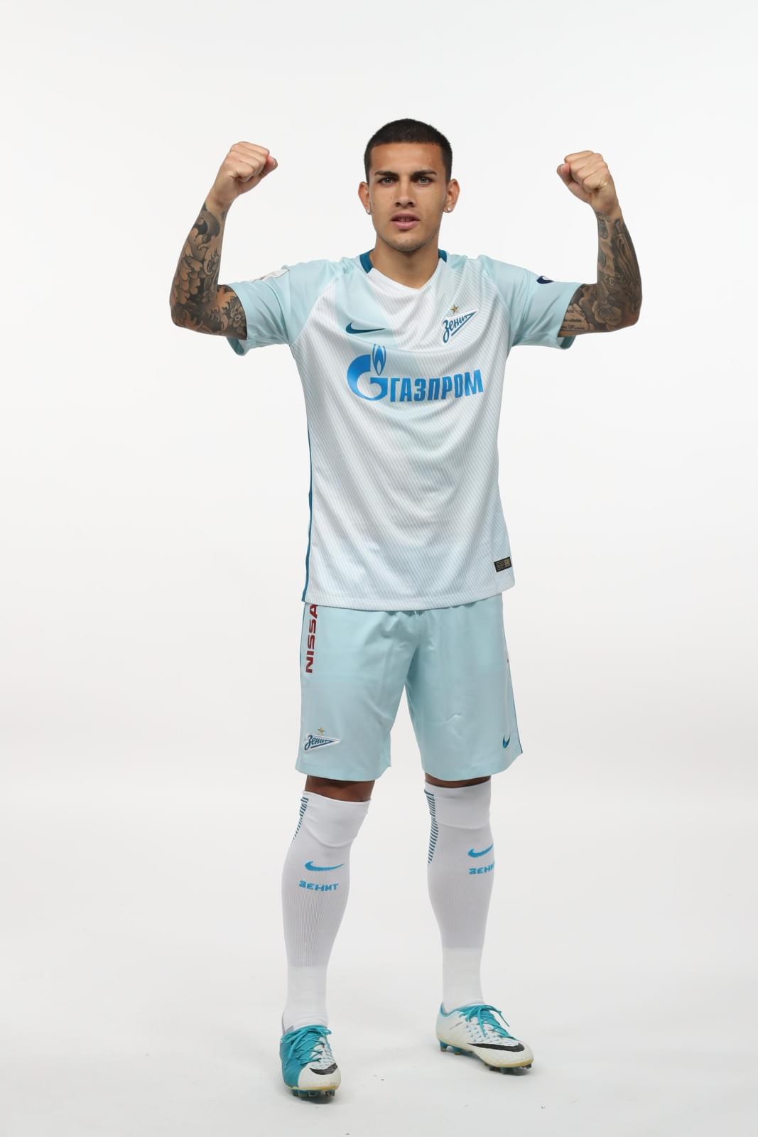 Фотосессия футболистов и тренеров основного состава ФК «Зенит» сезона 2017/2018