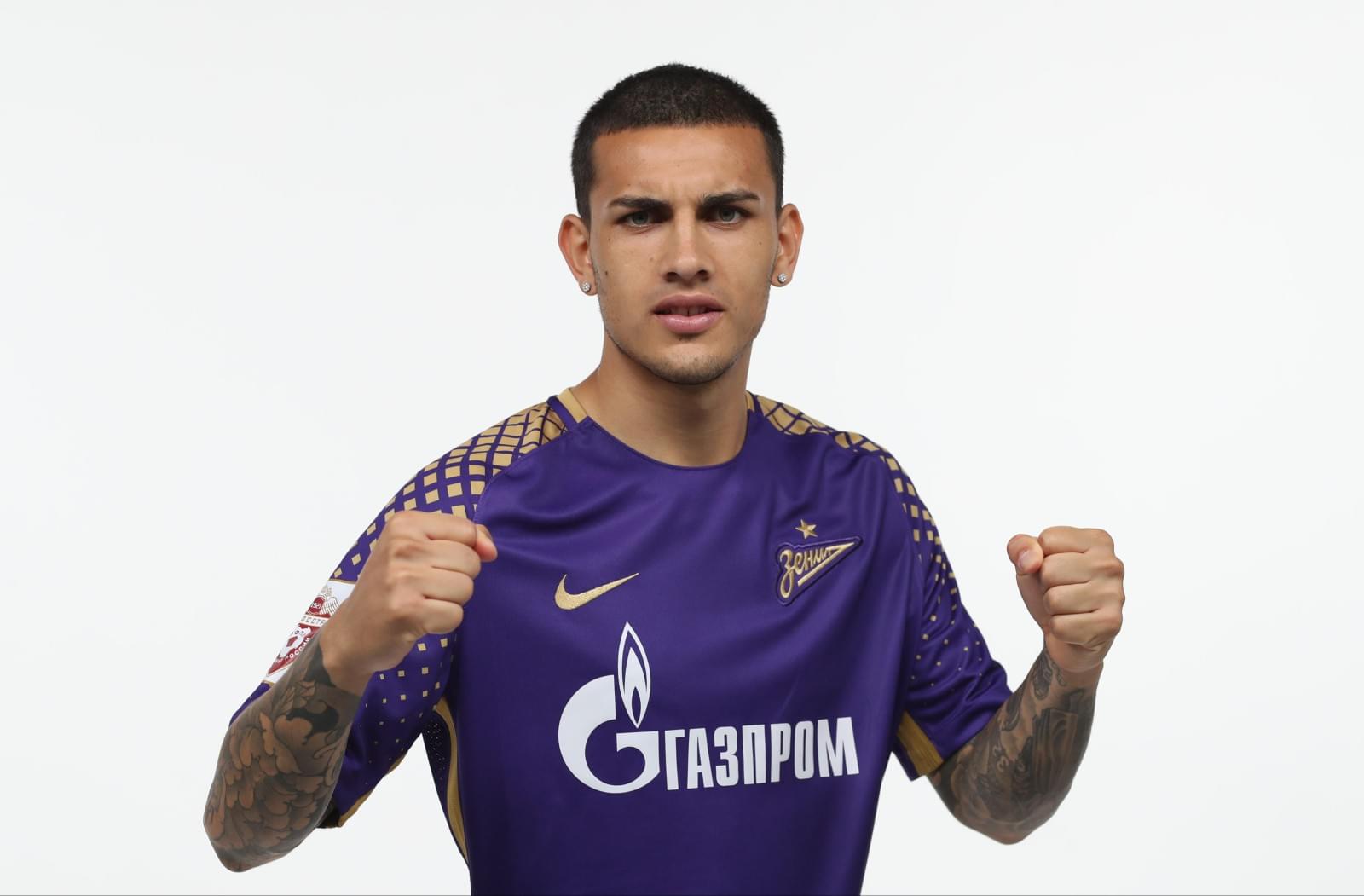 Фотосессия футболистов и тренеров основного состава ФК «Зенит» сезона 2017/2018