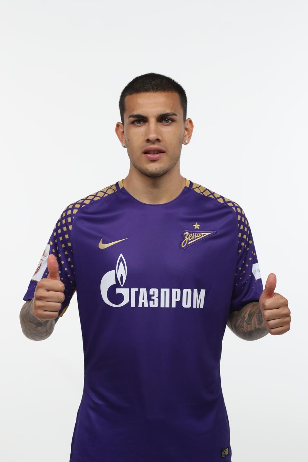 Фотосессия футболистов и тренеров основного состава ФК «Зенит» сезона 2017/2018