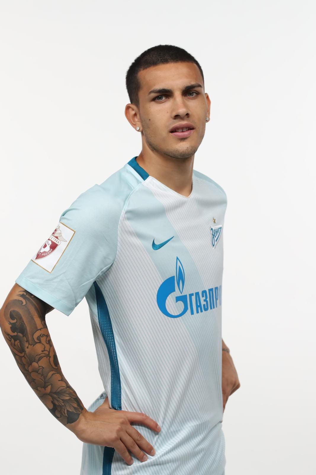 Фотосессия футболистов и тренеров основного состава ФК «Зенит» сезона 2017/2018