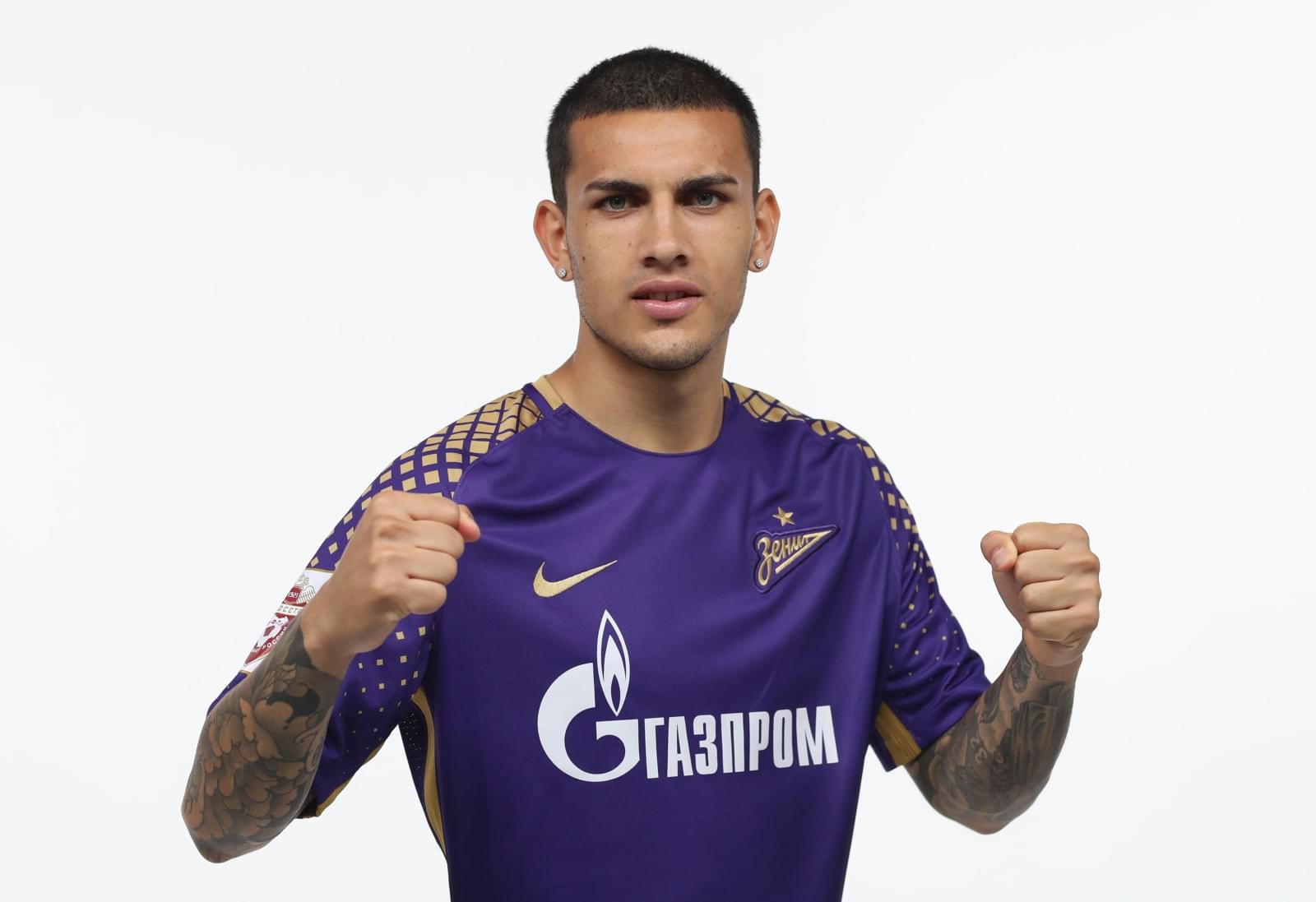 Фотосессия футболистов и тренеров основного состава ФК «Зенит» сезона 2017/2018